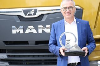 “SIMPLY THE BEST”: MAN TGX - TRUCK OF THE YEAR 2021!